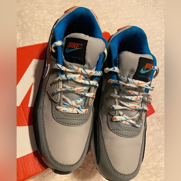 Nike Air Max 90LTR- boys size 2 - Picture 2 of 8